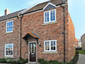 Self catering breaks at Redcoat Cottage in Filey, North Yorkshire