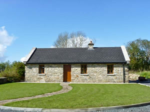 Self catering breaks at Cregan Cottage in Swinford, County Mayo